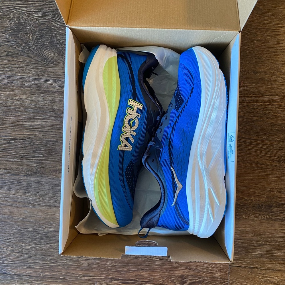 Hoka Skyflow